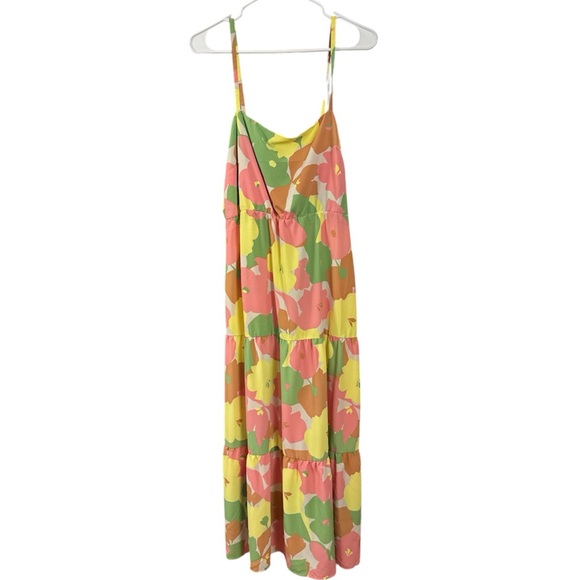 social standard by sanctuary
Floral Smocked High-Low Maxi Dress -Large tropical - Picture 2 of 6